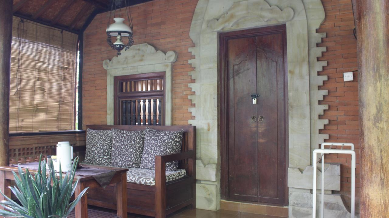 Gerhana Sari 2 Bungalows Ubud Exterior foto